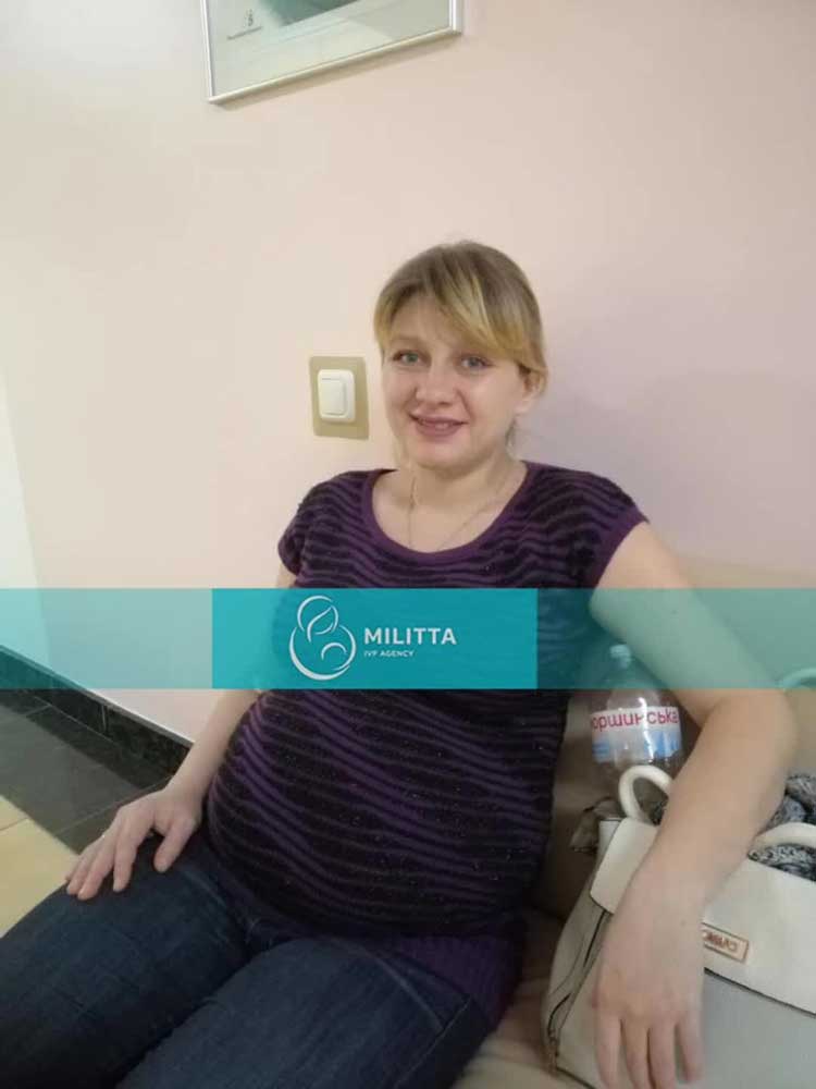 乌克兰试管助孕妈妈定期产检孕期各不同，检查项目也都不一样