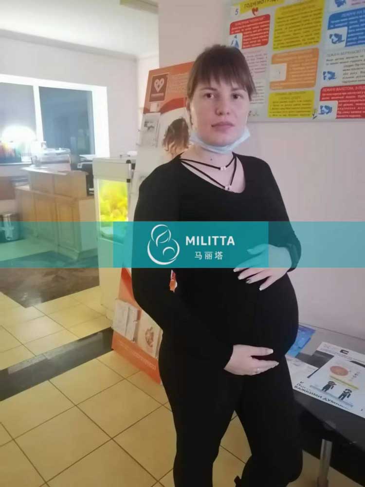 乌克兰试管孕妈做孕检