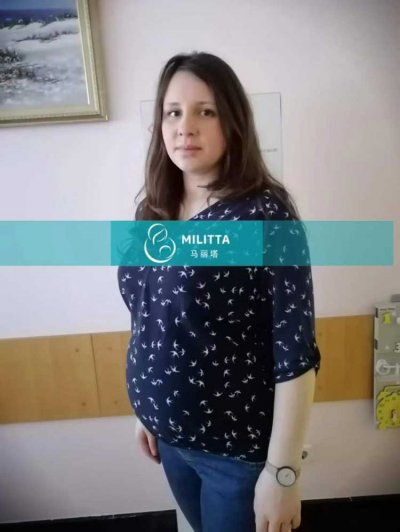 待产的乌克兰试管孕妈来做37周B超检查