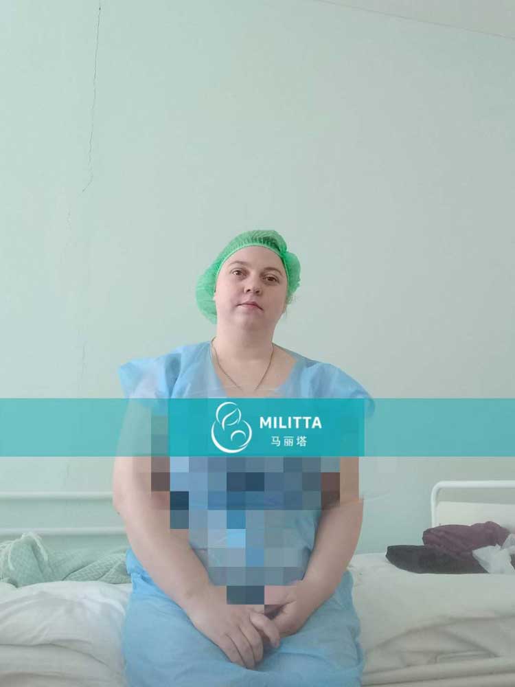 乌克兰试管孕妈移植胚胎