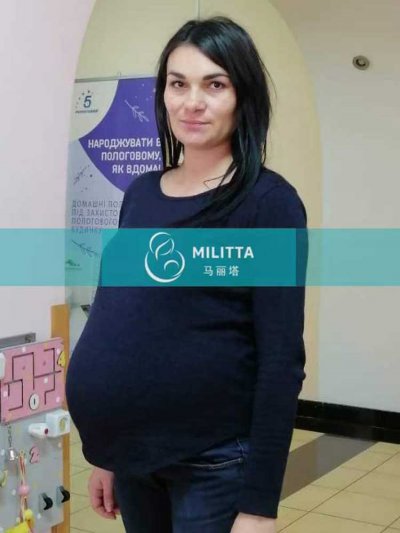 乌克兰试管妈妈按时来基辅妇产医院做孕37周B超产检