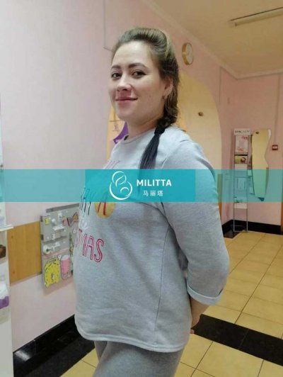 两位乌克兰试管妈妈按时来基辅妇产医院做常规