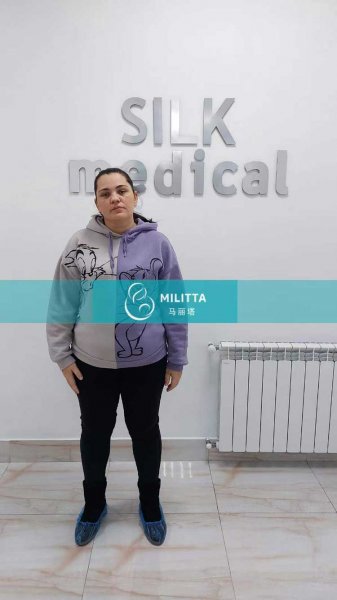 乌克兰试管妈妈来silk医院做孕6-7周的B超监测胎心