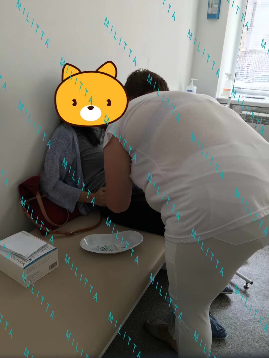 X小姐在医院做B超