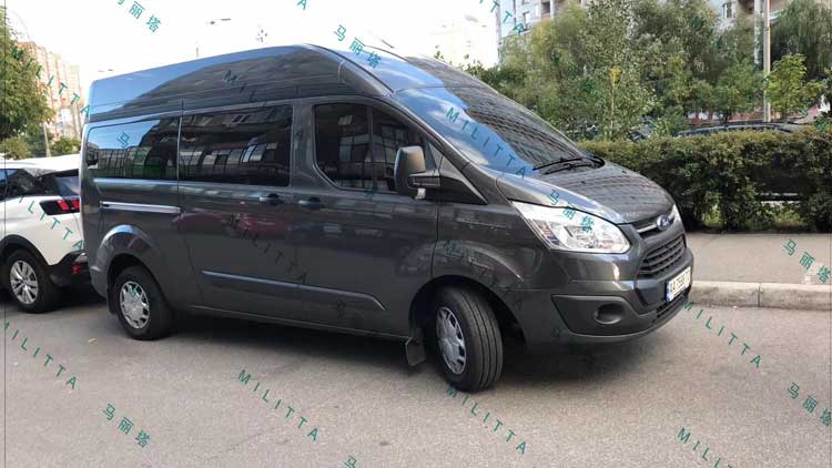 乌克兰马丽塔接待车