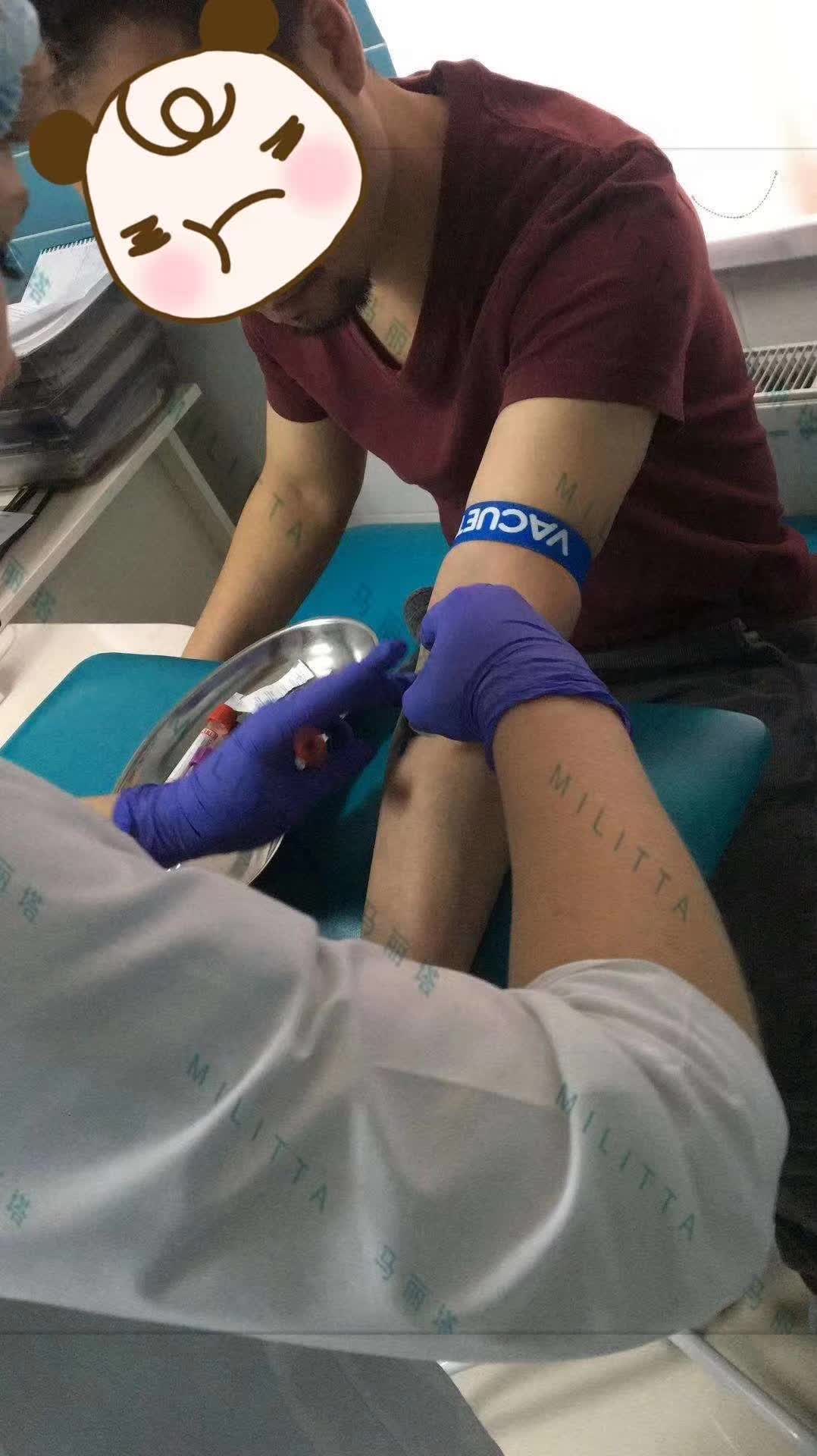 马丽塔有亚裔卵妹包成功