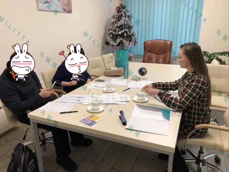 小马成功签约两对中国夫妇 健康所系,性命相托