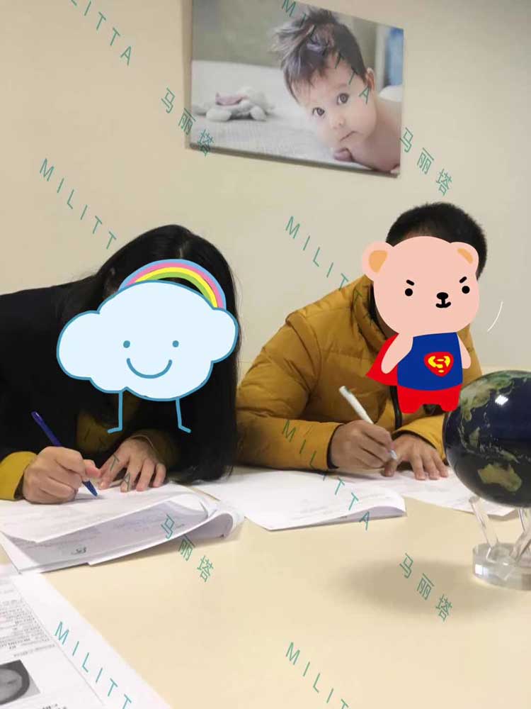 带客户到MC医院体检,很多当地客户也慕名到首都基辅就医