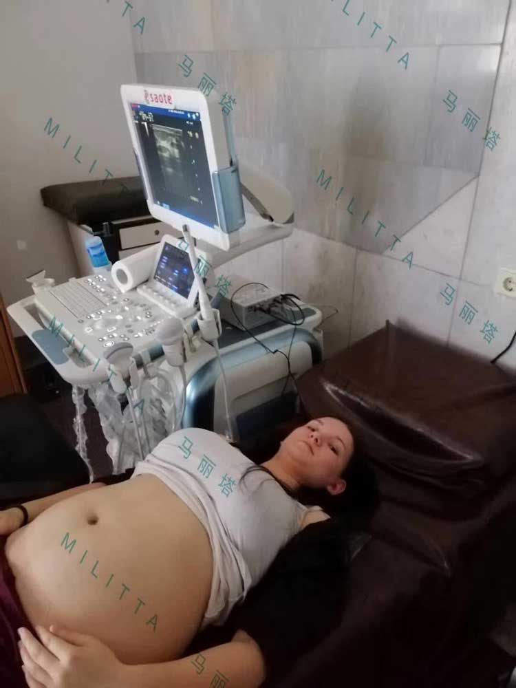 估计乌克兰代母为了可以给宝宝输送充足养分,这次产检又胖了