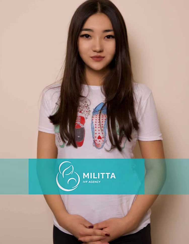 淡妆浓抹总相宜,自适应各种风格的马丽塔漂亮亚洲捐卵女孩