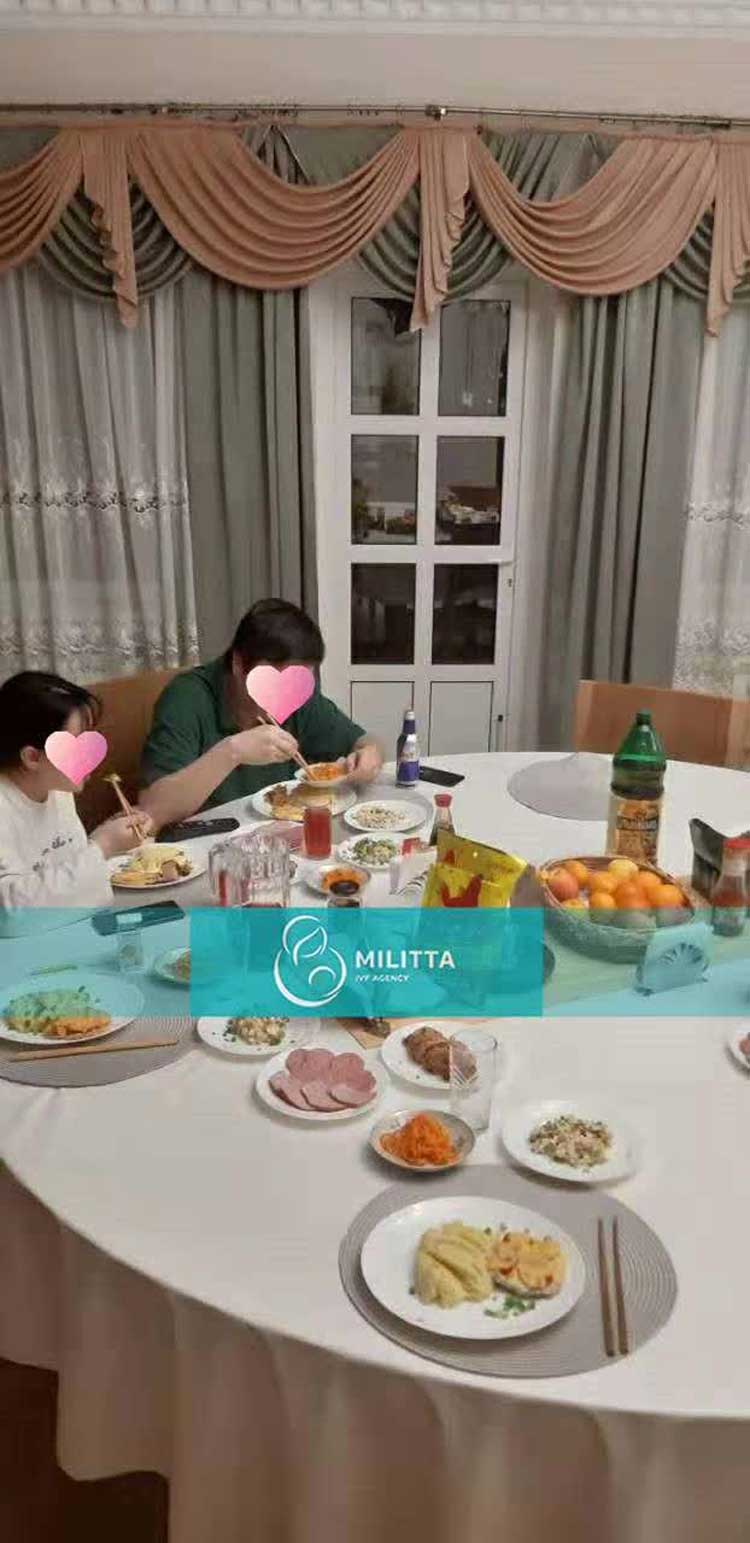 乌克兰马丽塔别墅里的生活照