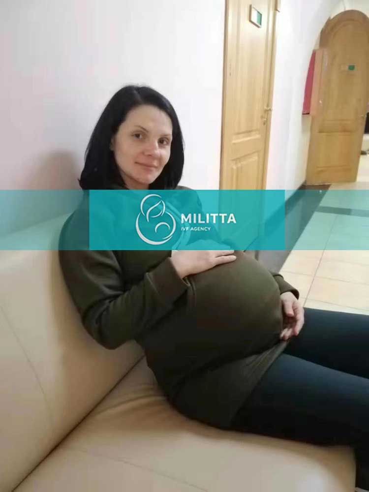 乌克兰试管孕妈B超