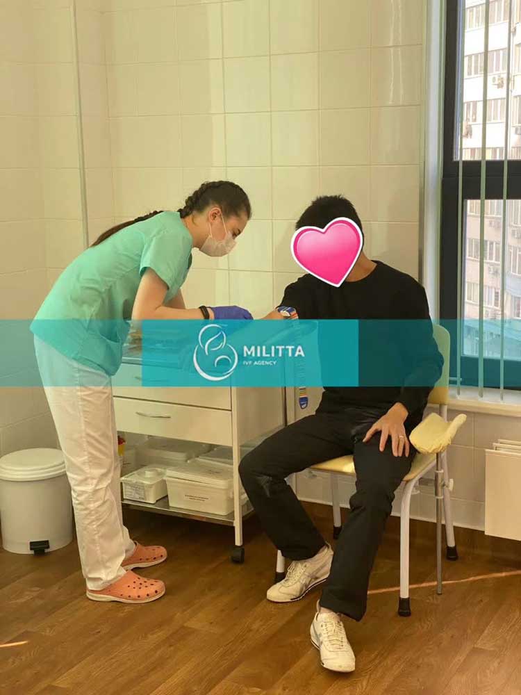 男客户在丽塔医院抽血检查取精,取精室内的环境十分让人放松
