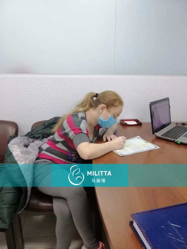 乌克兰代妈签署了放弃孩子监护权的协议
