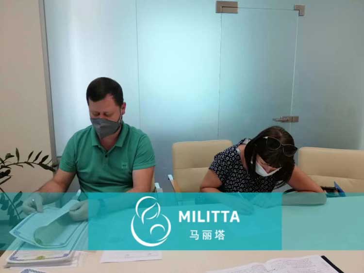 乌克兰代妈跟马丽塔生殖中心签约