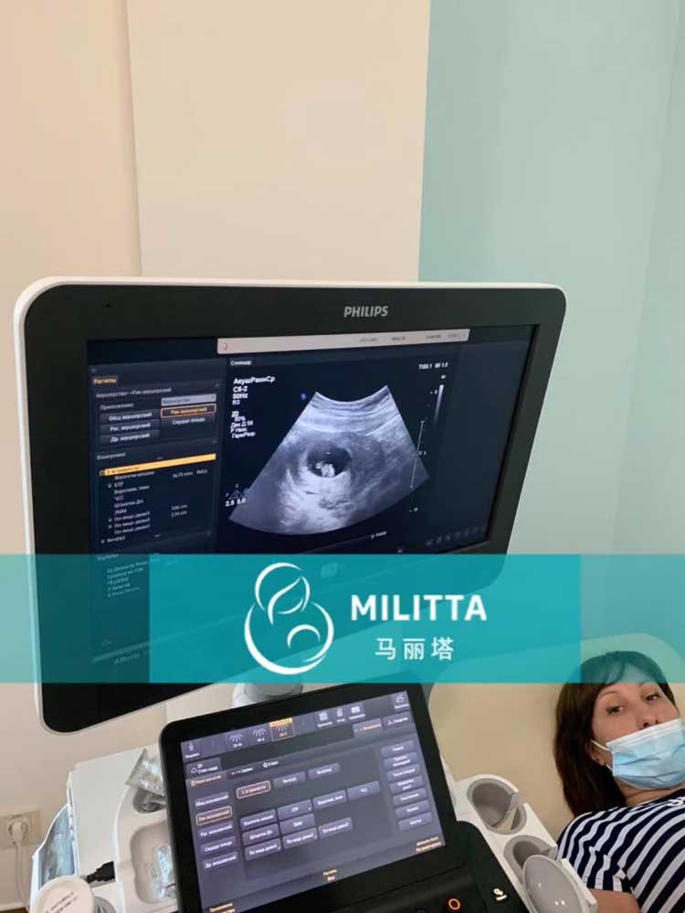 马丽塔代妈做产检