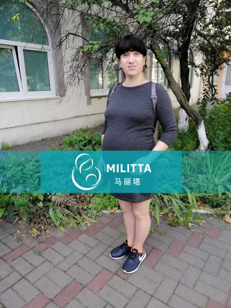 马丽塔代妈做产检照片