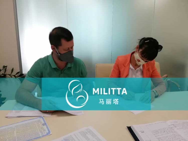 乌克兰代妈与马丽塔签约