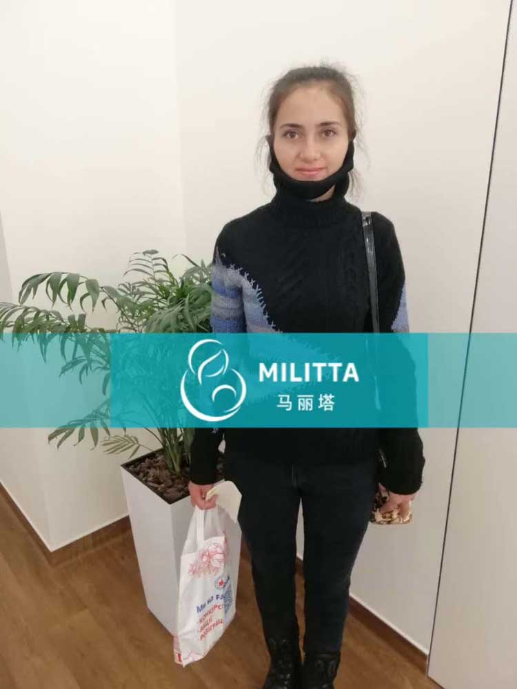 马丽塔代妈做产检