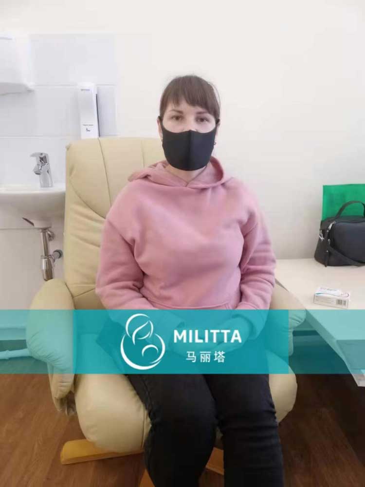 马丽塔代妈做产检