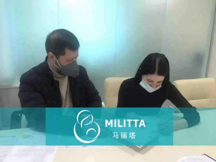 马丽塔签约代妈