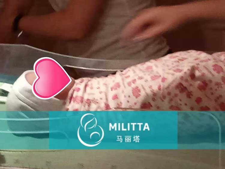 乌克兰代妈试管宝宝出生
