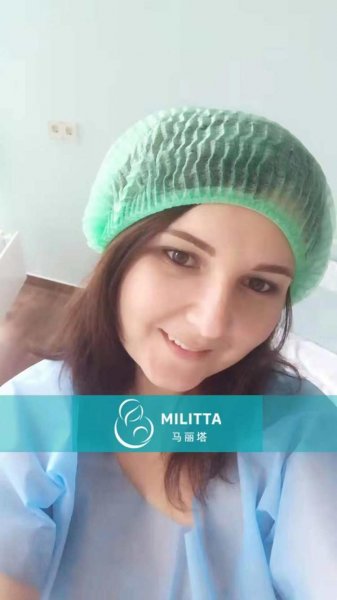 Y夫妇的乌克兰在丽塔医院移植胚胎,长的好甜美