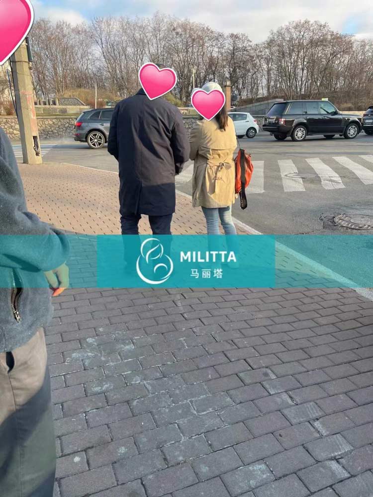 乌克兰试管宝宝回国证件