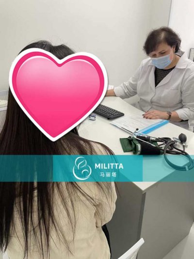 Y夫妇去到医院看内科医生检查,为接下来的自卵试管做足准备