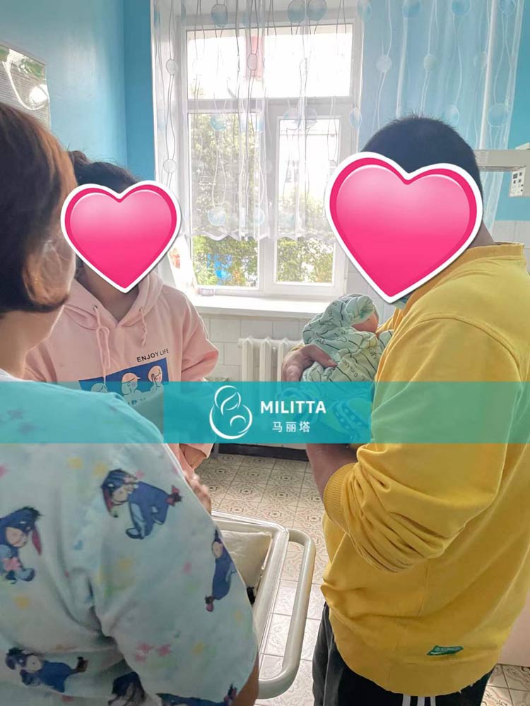 乌克兰试管宝宝出生