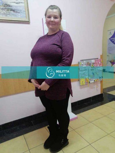 身材高大的乌克兰试管妈妈来妇产医院抽血做常规孕检