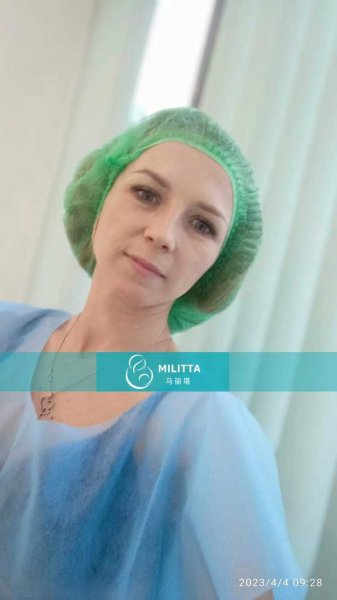 乌克兰试管妈妈到丽塔医院移植胚胎,期待十多天后的收获