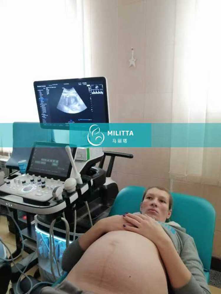 乌克兰试管妈妈四维彩超