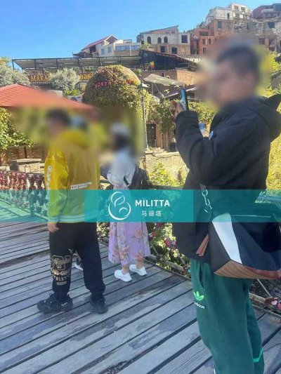 上周末又陪同几对到格鲁吉亚助孕的夫妇游览第比利斯