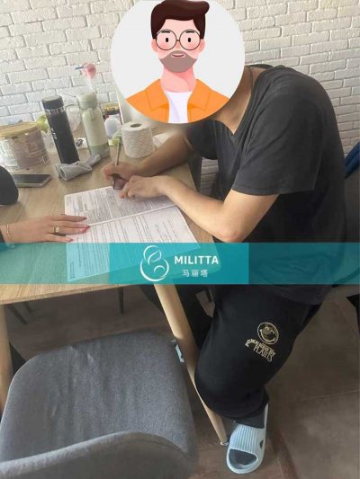 两位到格鲁吉亚试管助孕的新晋奶爸和他们的新生儿宝宝做亲子鉴定