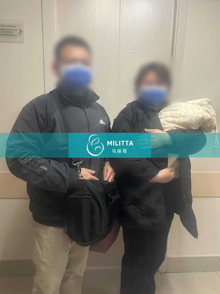 试管妈妈出院做亲子鉴定