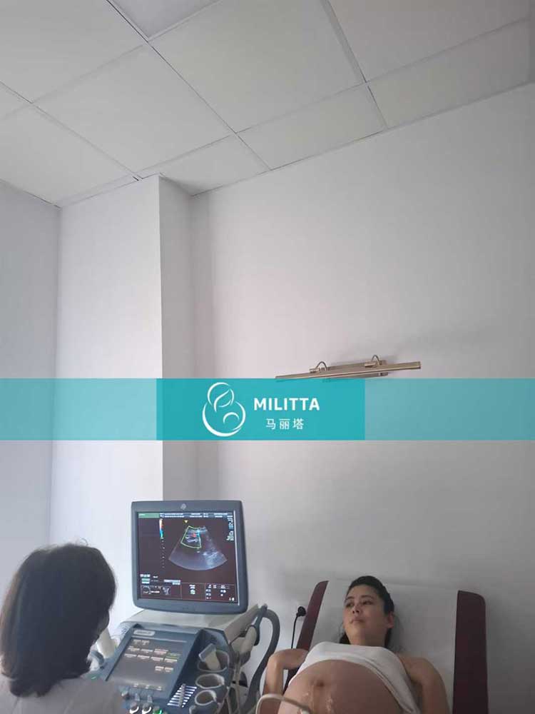 试管妈妈做B超