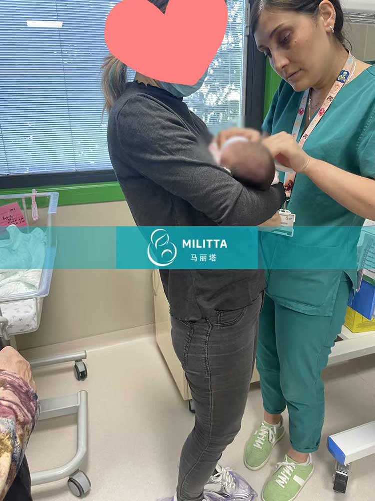 格鲁吉亚试管宝宝出院