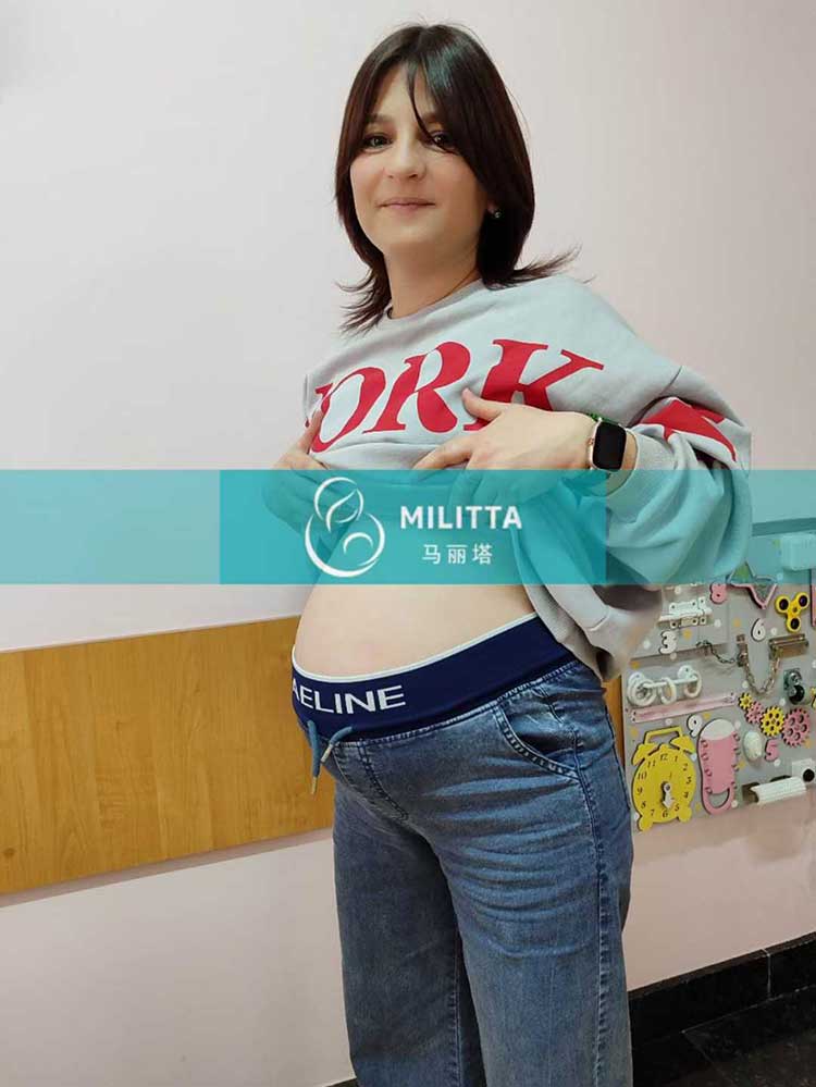 乌克兰试管妈妈做四维彩超