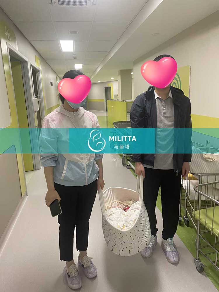 格鲁吉亚试管宝宝出院