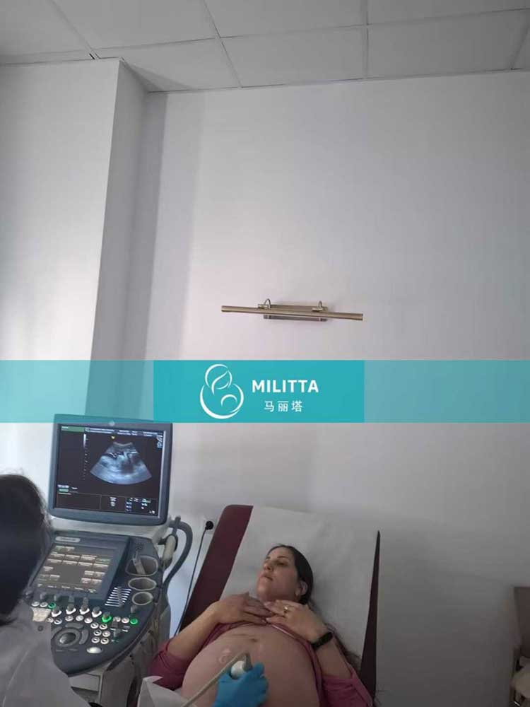 试管妈妈做B超
