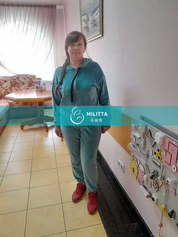 乌克兰试管妈妈做B超