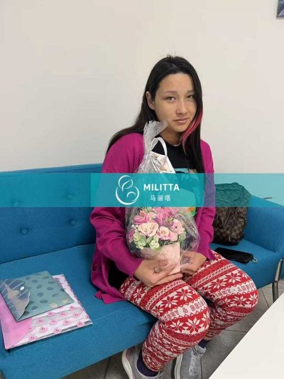 乌克兰试管妈妈为客户圆梦后到办公室签署放弃