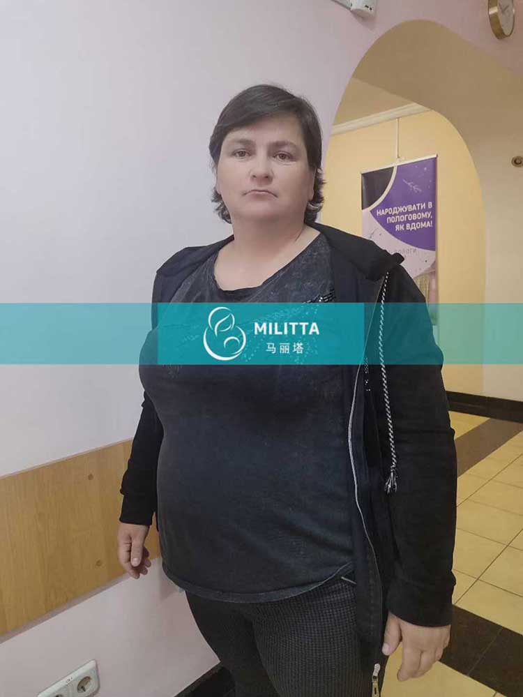 乌克兰试管妈妈做B超