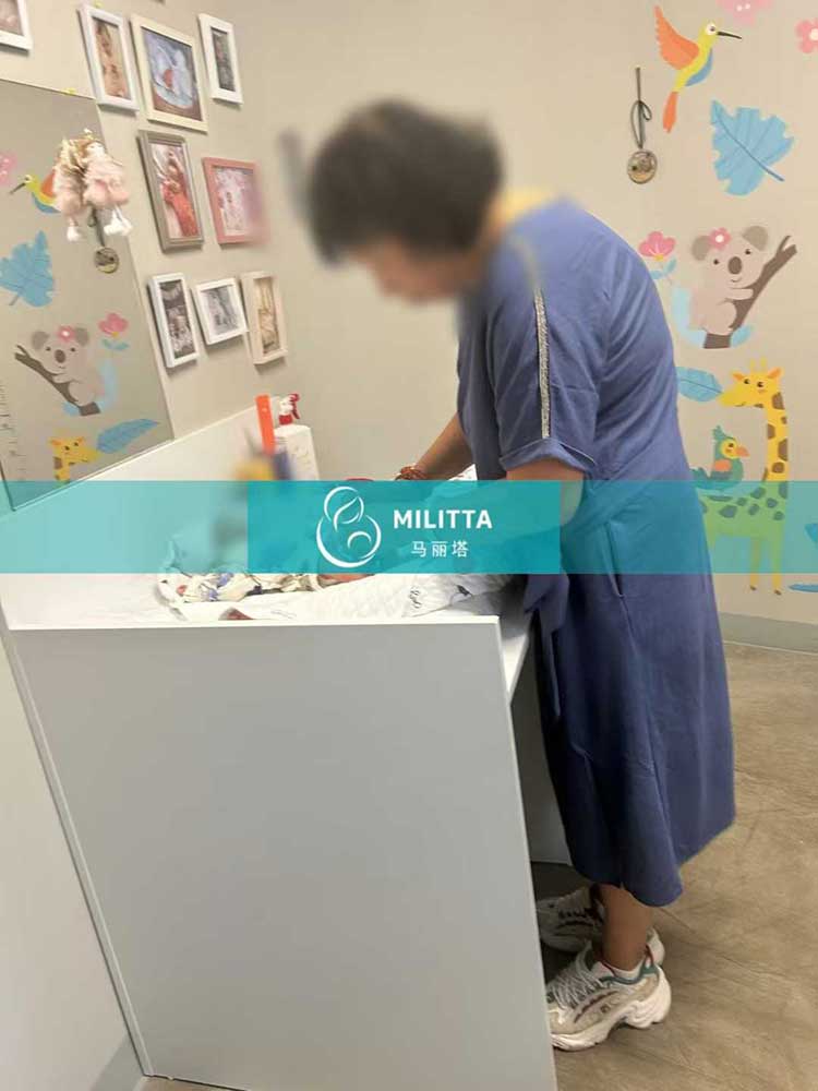 格鲁吉亚试管宝宝出院