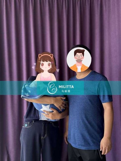董夫妇到基辅妇产医院接试管宝宝出院