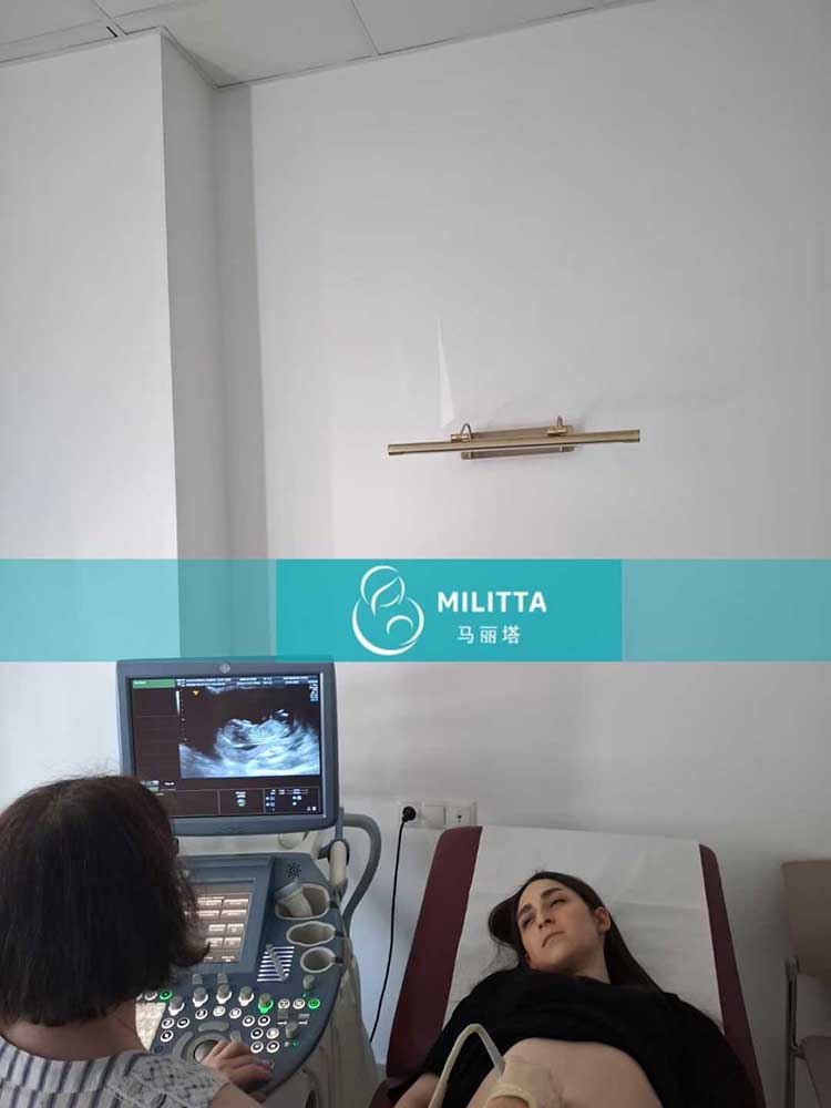 试管妈妈做B超