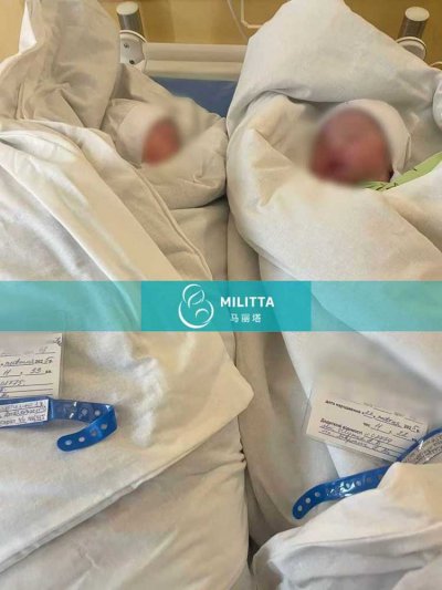张夫妇选择在乌克兰试管包成功的双胞胎男孩顺产出生