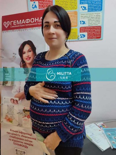 两位乌克兰试管妈妈分别做孕28周的常规产检和孕28周B超