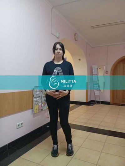 乌克兰两位孕后期试管妈妈来医院做孕30周的验血常规产检